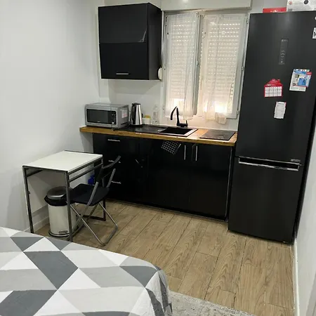 Apartment Cosy Au Coeur De 11e Paris