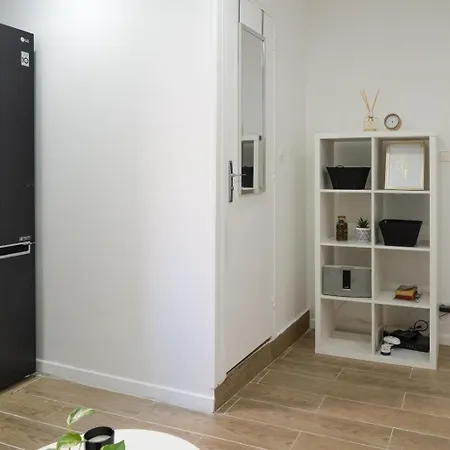 Cosy Au Coeur De 11e Appartamento *